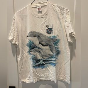 Vintage 1990s Maui Dolphin Tee size Lg Single Stitch